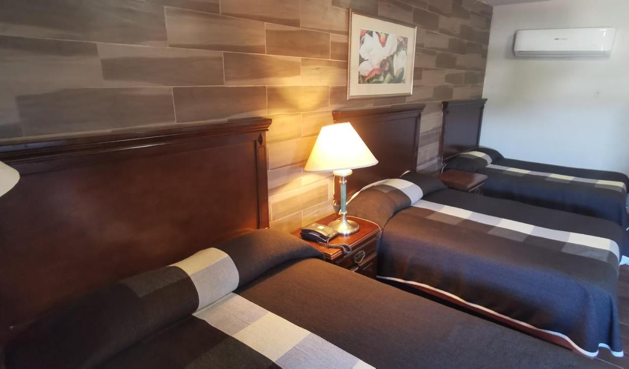 Hotel La Posta 蒙克洛瓦 外观 照片