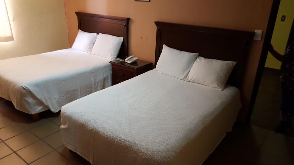 Hotel La Posta 蒙克洛瓦 客房 照片